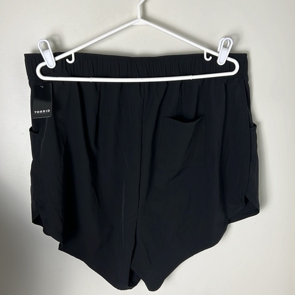 Torrid Swim Board Shorts With Pockets Plus Size 2 - Picture 10 of 11